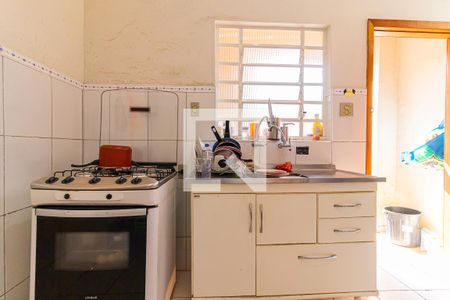 Casa à venda com 155m², 3 quartos e 2 vagasCozinha casa da frente