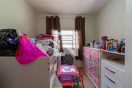 Casa à venda com 155m², 3 quartos e 2 vagasQuarto 2 casa da frente