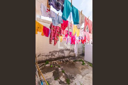 Casa à venda com 155m², 3 quartos e 2 vagasÁrea de Serviço casa da frente