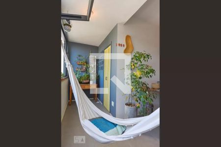 Apartamento para alugar com 82m², 2 quartos e sem vaga
