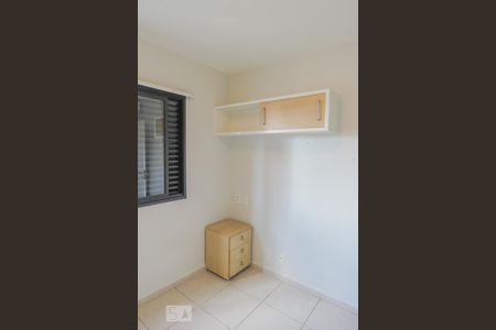 Apartamento à venda com 62m², 2 quartos e 2 vagasQuarto 2
