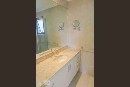 Apartamento à venda com 62m², 2 quartos e 2 vagasBanheiro suíte