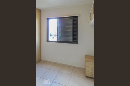Apartamento à venda com 62m², 2 quartos e 2 vagasQuarto 2