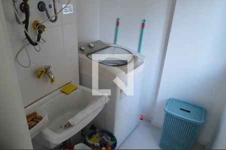 Apartamento para alugar com 56m², 2 quartos e 1 vagaÁrea de Serviço