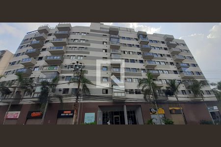Apartamento para alugar com 56m², 2 quartos e 1 vaga Apartamento para alugar com 56m², 2 quartos e 1 vagaFachada
