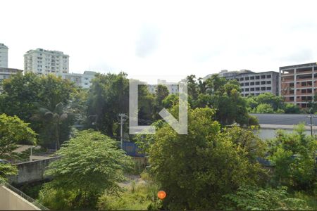Vista da Suíte  de apartamento para alugar com 2 quartos, 56m² em Pechincha, Rio de Janeiro