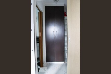 Apartamento à venda com 62m², 2 quartos e 1 vaga Apartamento à venda com 62m², 2 quartos e 1 vagaHALL