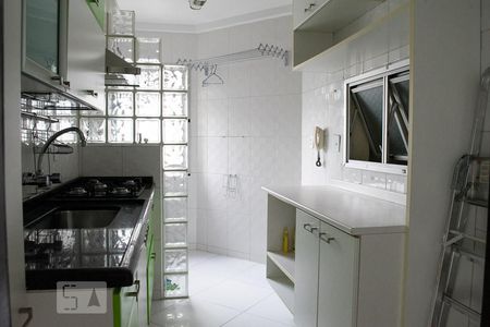 Apartamento à venda com 62m², 2 quartos e 1 vaga Apartamento à venda com 62m², 2 quartos e 1 vagaCOZINHA