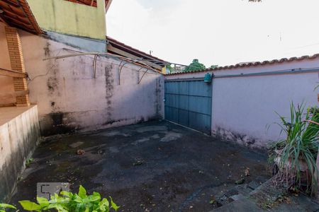 Casa à venda com 56m², 2 quartos e 4 vagasGaragem