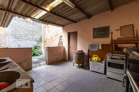 Casa à venda com 56m², 2 quartos e 4 vagasÁrea Serviço