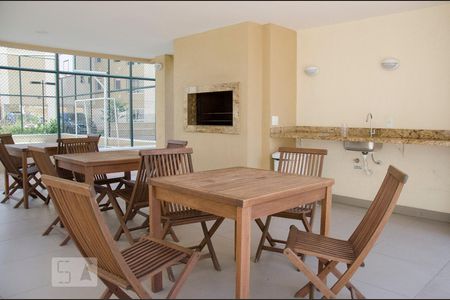 Apartamento à venda com 60m², 2 quartos e 1 vagaQuiosque