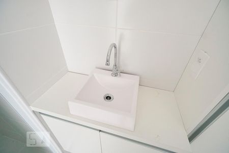 Apartamento para alugar com 40m², 1 quarto e 1 vaga Apartamento para alugar com 40m², 1 quarto e 1 vagaDetalhe banheiro