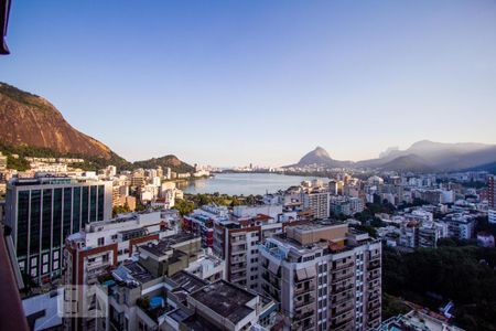 Apartamento para alugar com 69m², 1 quarto e 1 vaga Apartamento para alugar com 69m², 1 quarto e 1 vagaVista