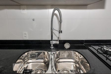 Apartamento à venda com 98m², 2 quartos e 2 vagasCozinha e Área de Serviço