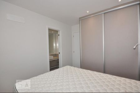 Apartamento à venda com 98m², 2 quartos e 2 vagasSuíte 1