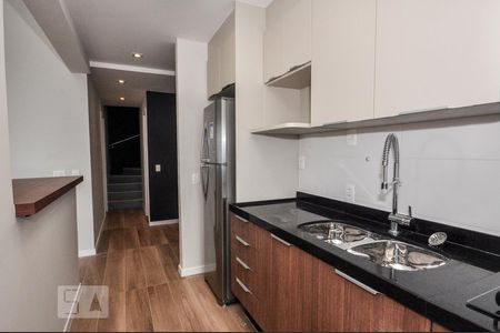 Apartamento à venda com 98m², 2 quartos e 2 vagasCozinha e Área de Serviço