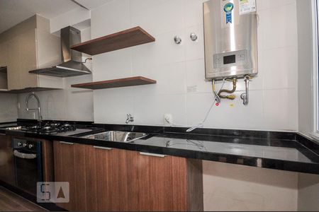 Apartamento à venda com 98m², 2 quartos e 2 vagasCozinha e Área de Serviço