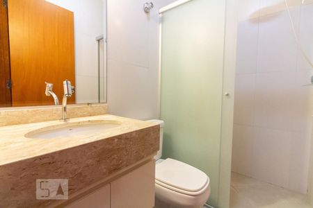 Banheiro  de casa de condomínio à venda com 3 quartos, 117m² em Butantã, São Paulo