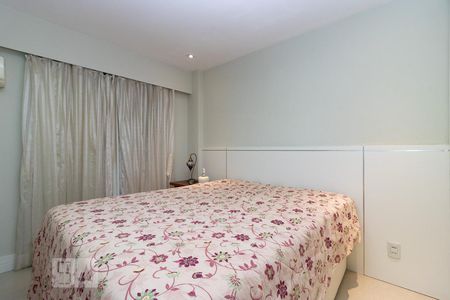 Apartamento à venda com 75m², 2 quartos e 2 vagasSuíte