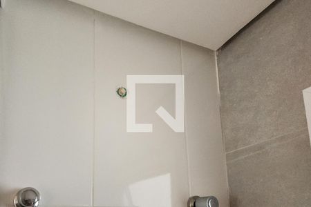 Apartamento à venda com 70m², 3 quartos e 2 vagas Apartamento à venda com 70m², 3 quartos e 2 vagasBanheiro Social