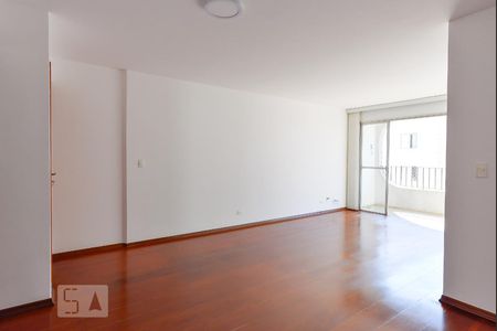 Sala de apartamento para alugar com 3 quartos, 112m² em Vila Madalena, São Paulo
