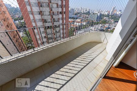 Varanda de apartamento para alugar com 3 quartos, 112m² em Vila Madalena, São Paulo