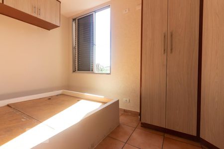 Quarto 2 de apartamento para alugar com 2 quartos, 64m² em Vila Osasco, Osasco