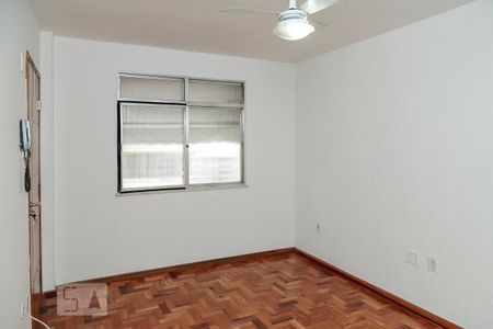 Apartamento à venda com 2 quartos, 55m² em Inhaúma, Rio de Janeiro