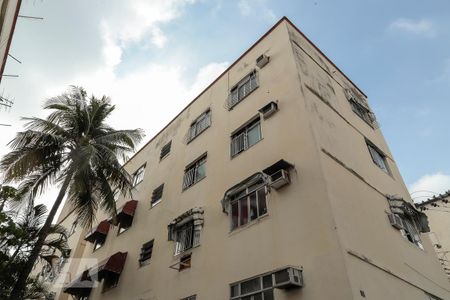 Fachada de apartamento à venda com 2 quartos, 55m² em Inhaúma, Rio de Janeiro