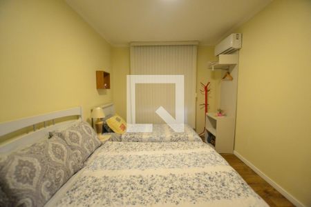 Quarto 1 de apartamento para alugar com 2 quartos, 60m² em Nonoai, Porto Alegre