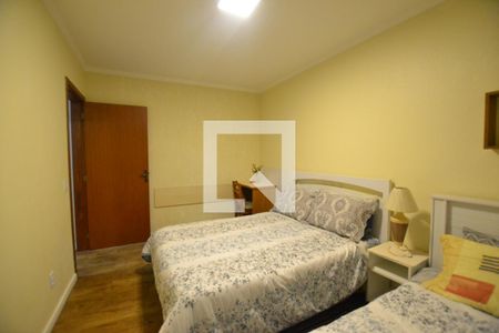 Quarto 1 de apartamento para alugar com 2 quartos, 60m² em Nonoai, Porto Alegre