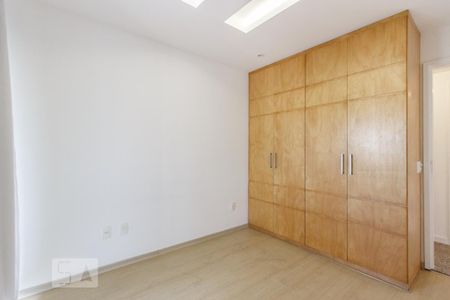 Quarto de apartamento para alugar com 2 quartos, 105m² em Barra da Tijuca, Rio de Janeiro