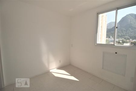 Suite de apartamento à venda com 3 quartos, 63m² em Curicica, Rio de Janeiro