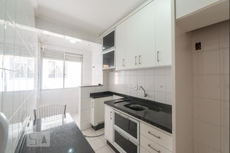 Cozinha de apartamento para alugar com 2 quartos, 70m² em Praia Comprida, São José
