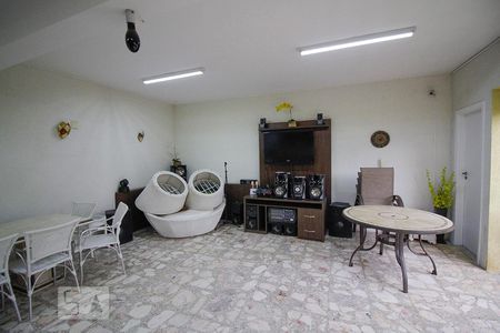 Casa à venda com 500m², 7 quartos e 3 vagas Casa à venda com 500m², 7 quartos e 3 vagasSalão de Festas