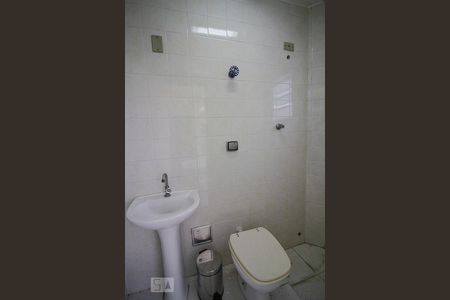 Casa à venda com 500m², 7 quartos e 3 vagas Casa à venda com 500m², 7 quartos e 3 vagasBanheiro