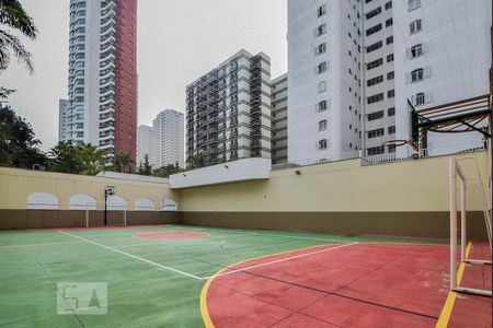 Apartamento à venda com 340m², 4 quartos e 2 vagas Apartamento à venda com 340m², 4 quartos e 2 vagasQuadra