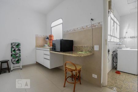 Apartamento à venda com 340m², 4 quartos e 2 vagas Apartamento à venda com 340m², 4 quartos e 2 vagasCopa