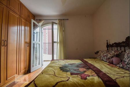 Apartamento à venda com 340m², 4 quartos e 2 vagas Apartamento à venda com 340m², 4 quartos e 2 vagasSuíte 02