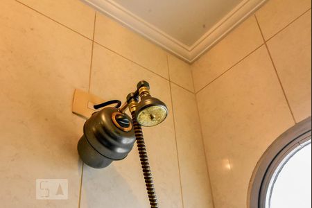 Apartamento à venda com 340m², 4 quartos e 2 vagas Apartamento à venda com 340m², 4 quartos e 2 vagasBanheiro 01