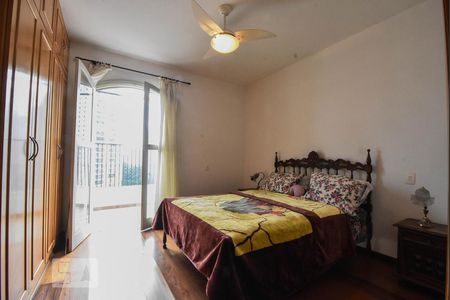 Apartamento à venda com 340m², 4 quartos e 2 vagas Apartamento à venda com 340m², 4 quartos e 2 vagasSuíte 02