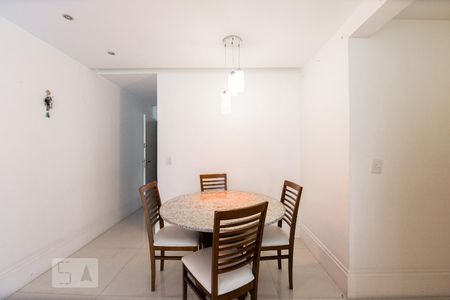 Sala de apartamento para alugar com 3 quartos, 85m² em Recreio dos Bandeirantes, Rio de Janeiro