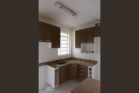 Cozinha de apartamento à venda com 2 quartos, 68m² em Mont Serrat, Porto Alegre