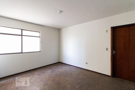 Sala de apartamento para alugar com 2 quartos, 57m² em Rebouças, Curitiba