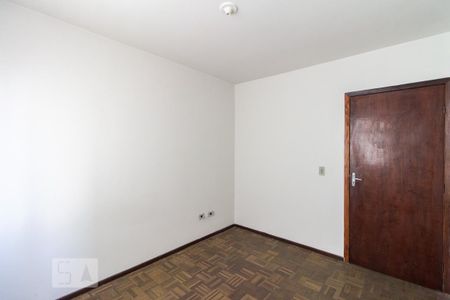 Quarto 1 de apartamento para alugar com 2 quartos, 57m² em Rebouças, Curitiba