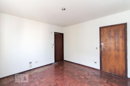 Sala de apartamento para alugar com 2 quartos, 50m² em Rebouças, Curitiba
