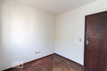 Quarto 1 de apartamento para alugar com 2 quartos, 50m² em Rebouças, Curitiba