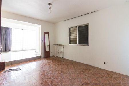 Casa à venda com 250m², 4 quartos e 2 vagasSuite