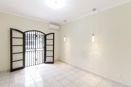 Quarto 3 de casa à venda com 3 quartos, 120m² em Vila Bertioga, São Paulo