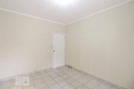 Quarto 3 de casa à venda com 3 quartos, 120m² em Vila Bertioga, São Paulo
